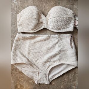 32DD/S Victoria's Secret Swim Twist Bandeau PushUp BikiniTop Boyshort Bikini Set